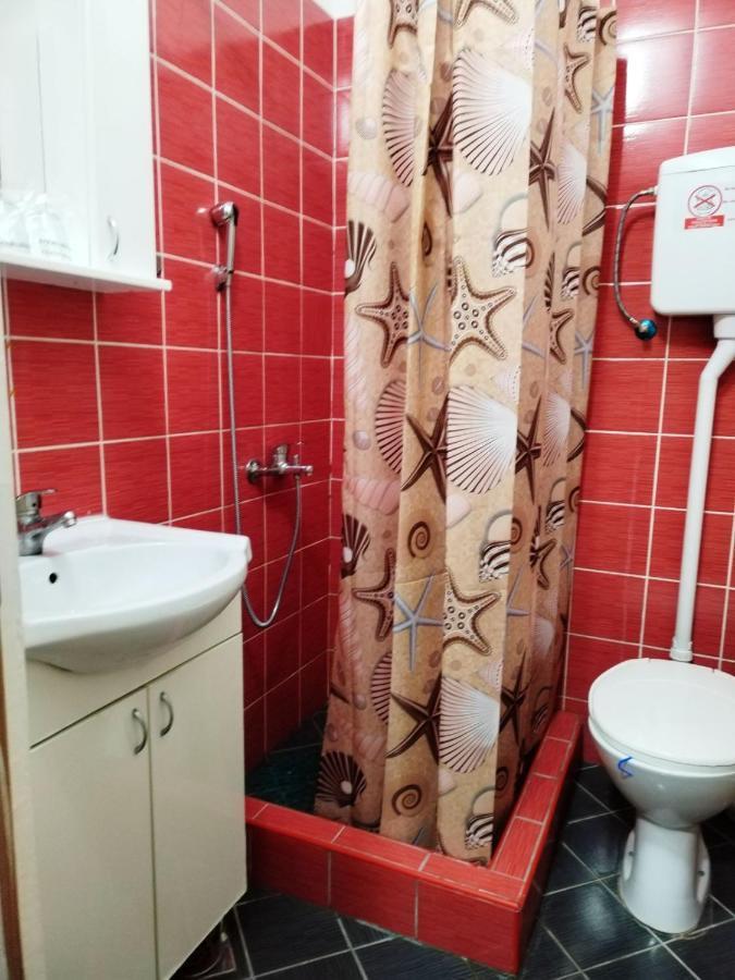 Fun Rooms Sobe Prenociste Borca Eksteriør bilde