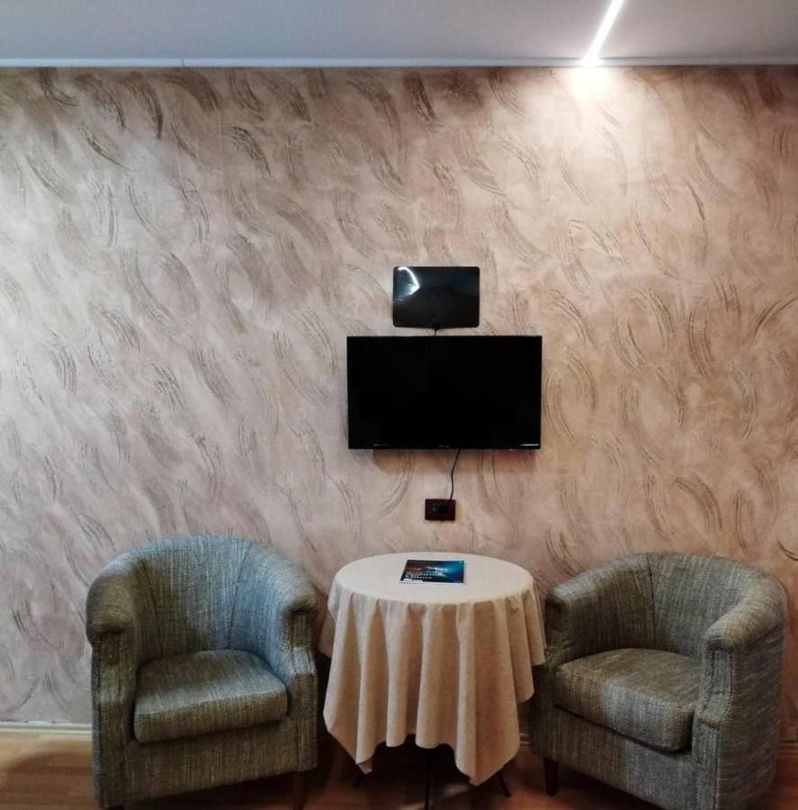 Fun Rooms Sobe Prenociste Borca Eksteriør bilde